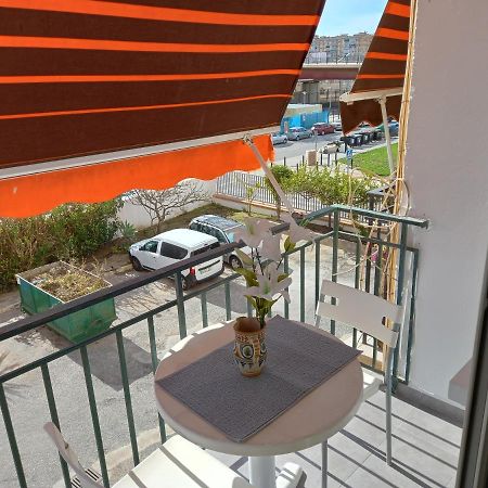 Apartments Malaga Central Station Parking Terrace With Sun Exterior photo